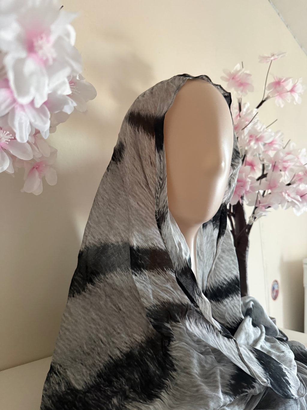 Snow tiger hijab